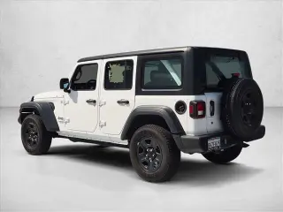 Jeep Wrangler Unlimited 2018 4x4 Sport 4dr SUV (midyear release)