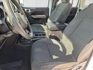 Jeep Wrangler Unlimited 2018 4x4 Sport 4dr SUV (midyear release)