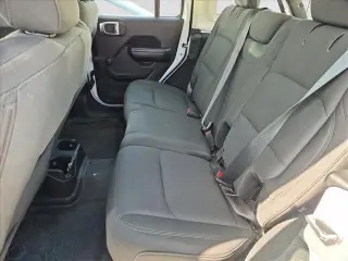 Jeep Wrangler Unlimited 2018 4x4 Sport 4dr SUV (midyear release)