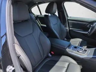 BMW 3 Series 2025 AWD 330i xDrive 4dr Sedan