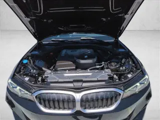 BMW 3 Series 2025 AWD 330i xDrive 4dr Sedan