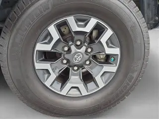 Toyota Tacoma 2019 4x2 TRD Off-Road 4dr Double Cab 5.0 ft SB