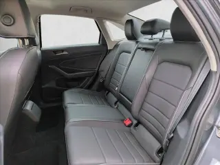 Volkswagen Jetta 2023 SE 4dr Sedan
