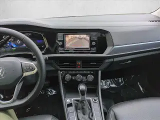 Volkswagen Jetta 2023 SE 4dr Sedan