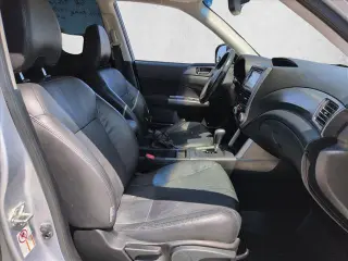 Subaru Forester 2013 AWD 2.5XT Touring 4dr Wagon
