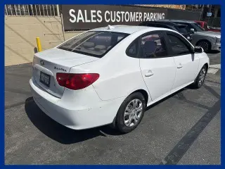 Hyundai ELANTRA 2009 GLS 4dr Sedan 5M
