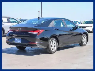 Hyundai ELANTRA 2023 SE 4dr Sedan