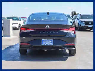 Hyundai ELANTRA 2023 SE 4dr Sedan
