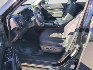 Nissan Pathfinder 2022 SV 4dr SUV