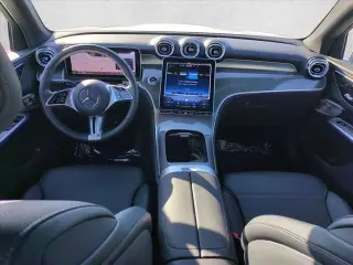 Mercedes-Benz GLC 2025 GLC 300 4dr SUV