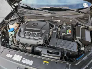 Volkswagen Passat 2018 2.0T SE 4dr Sedan