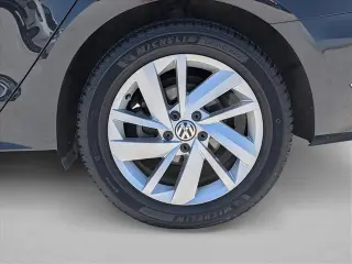 Volkswagen Passat 2018 2.0T SE 4dr Sedan