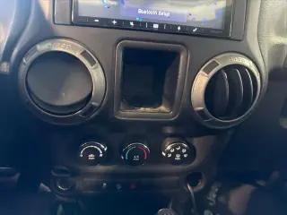 Jeep Wrangler 2012 4x4 Sport 2dr SUV