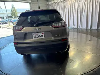 Jeep Cherokee 2019 Latitude Plus 4dr SUV
