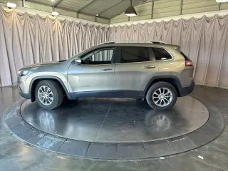 Jeep Cherokee 2019 Latitude Plus 4dr SUV