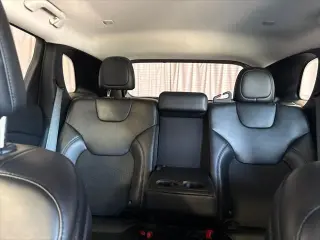 Jeep Cherokee 2019 Latitude Plus 4dr SUV