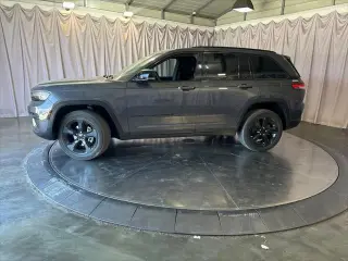 Jeep Grand Cherokee 2022 4x4 Altitude 4dr SUV (midyear release)