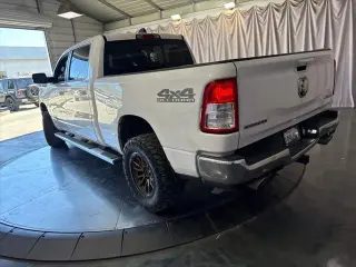 Ram 1500 2022 4x4 Big Horn 4dr Crew Cab 6.4 ft. SB Pickup