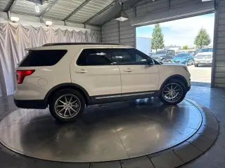Ford Explorer 2017 XLT 4dr SUV