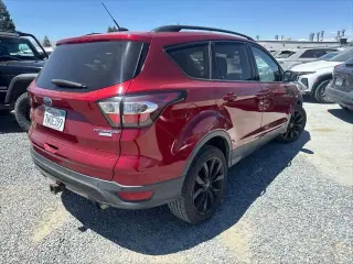 Ford Escape 2017 Titanium 4dr SUV