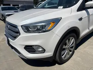 Ford Escape 2017 AWD Titanium 4dr SUV