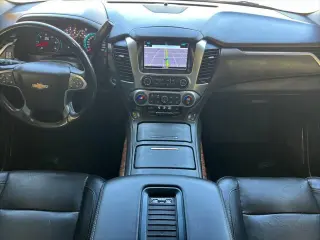 Chevrolet Suburban 2019 4x4 Premier 4dr SUV