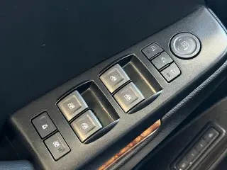 Chevrolet Suburban 2019 4x4 Premier 4dr SUV
