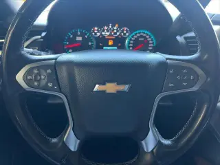 Chevrolet Suburban 2019 4x4 Premier 4dr SUV