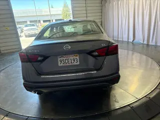 Nissan Altima 2021 2.5 SL 4dr Sedan