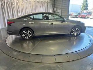 Nissan Altima 2021 2.5 SL 4dr Sedan