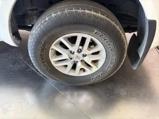 Nissan Frontier 2020 4x4 SV 4dr Crew Cab 5 ft. SB