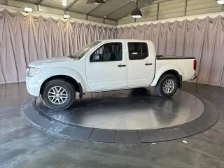 Nissan Frontier 2020 4x4 SV 4dr Crew Cab 5 ft. SB