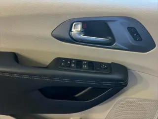 Chrysler Pacifica 2023 Touring L 4dr Mini-Van