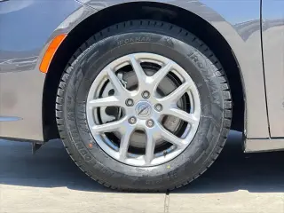 Chrysler Pacifica 2023 Touring L 4dr Mini-Van