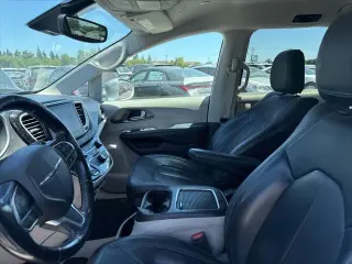 Chrysler Pacifica 2021 Touring L 4dr Mini-Van