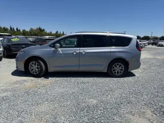 Chrysler Pacifica 2021 Touring L 4dr Mini-Van
