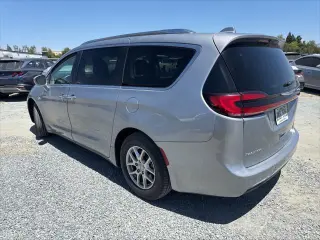 Chrysler Pacifica 2021 Touring L 4dr Mini-Van