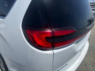 Chrysler Pacifica 2023 Limited 4dr Mini-Van