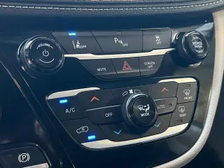 Chrysler Pacifica Plug-In Hybrid 2024 Select 4dr Mini-Van