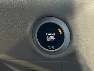 Chrysler Pacifica Plug-In Hybrid 2024 Select 4dr Mini-Van