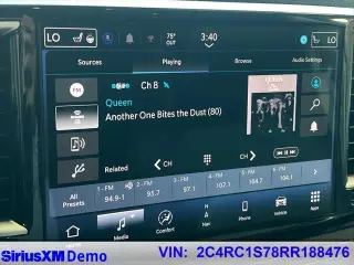 Chrysler Pacifica Plug-In Hybrid 2024 Select 4dr Mini-Van