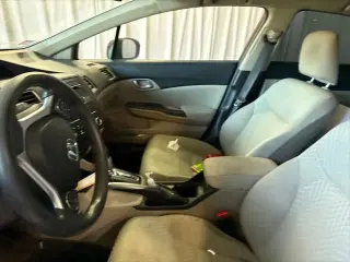 Honda Civic 2015 LX 4dr Sedan CVT