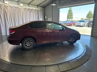 Honda Civic 2015 LX 4dr Sedan CVT