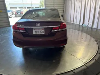 Honda Civic 2015 LX 4dr Sedan CVT