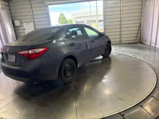 Toyota Corolla 2014 LE 4dr Sedan