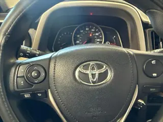 Toyota RAV4 2013 AWD XLE 4dr SUV