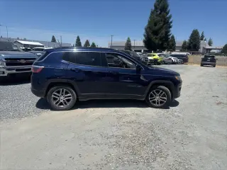 Jeep Compass 2020 Latitude 4dr SUV