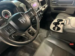 Ram 1500 2017 4x2 Tradesman 2dr Regular Cab 8 ft. LB Pickup