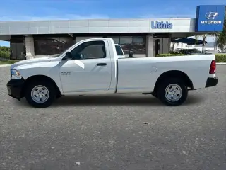 Ram 1500 2017 4x2 Tradesman 2dr Regular Cab 8 ft. LB Pickup