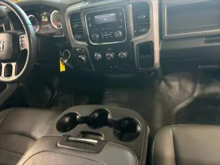 Ram 1500 2017 4x2 Tradesman 2dr Regular Cab 8 ft. LB Pickup